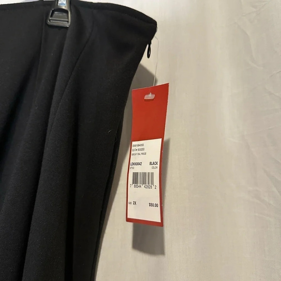 NWT women's black Choices brand skirt size 2x - Picture 3 of 3